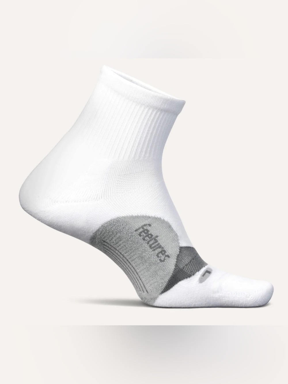 Feetures Women's Light Cushion Socks Small White NWT